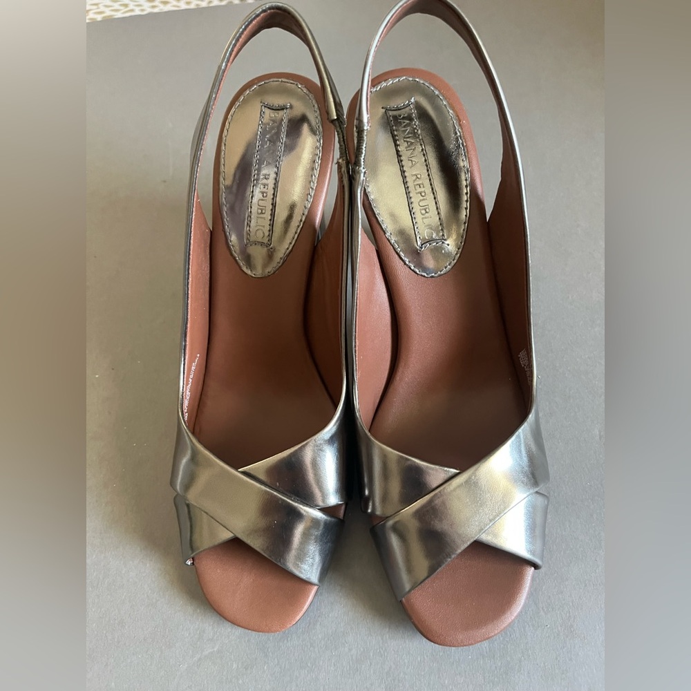 Banana Republic Silver Heels with Peep-Toe Design
